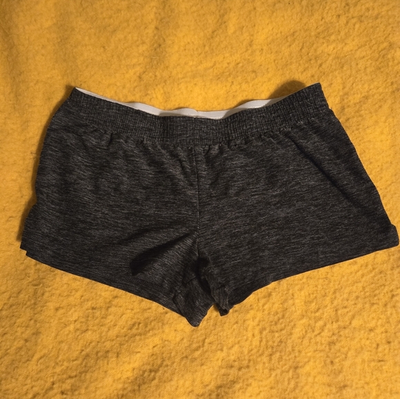 Shorts - Picture 1 of 3